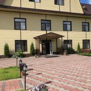 Территория Отеля главный вход.